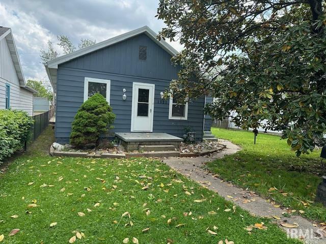Property Photo: 1321 E Oregon Street IN 47711