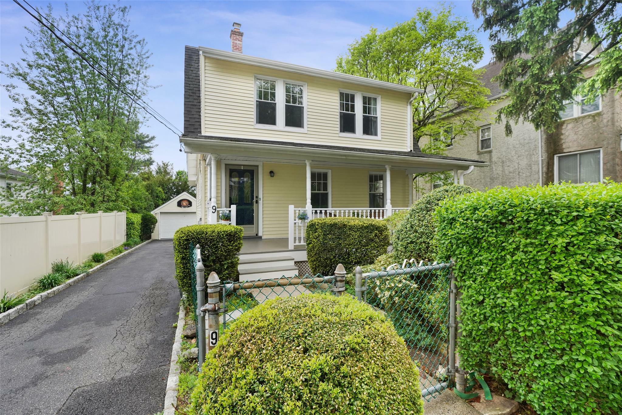 Property Photo: 9 Hillcrest Road NY 10708