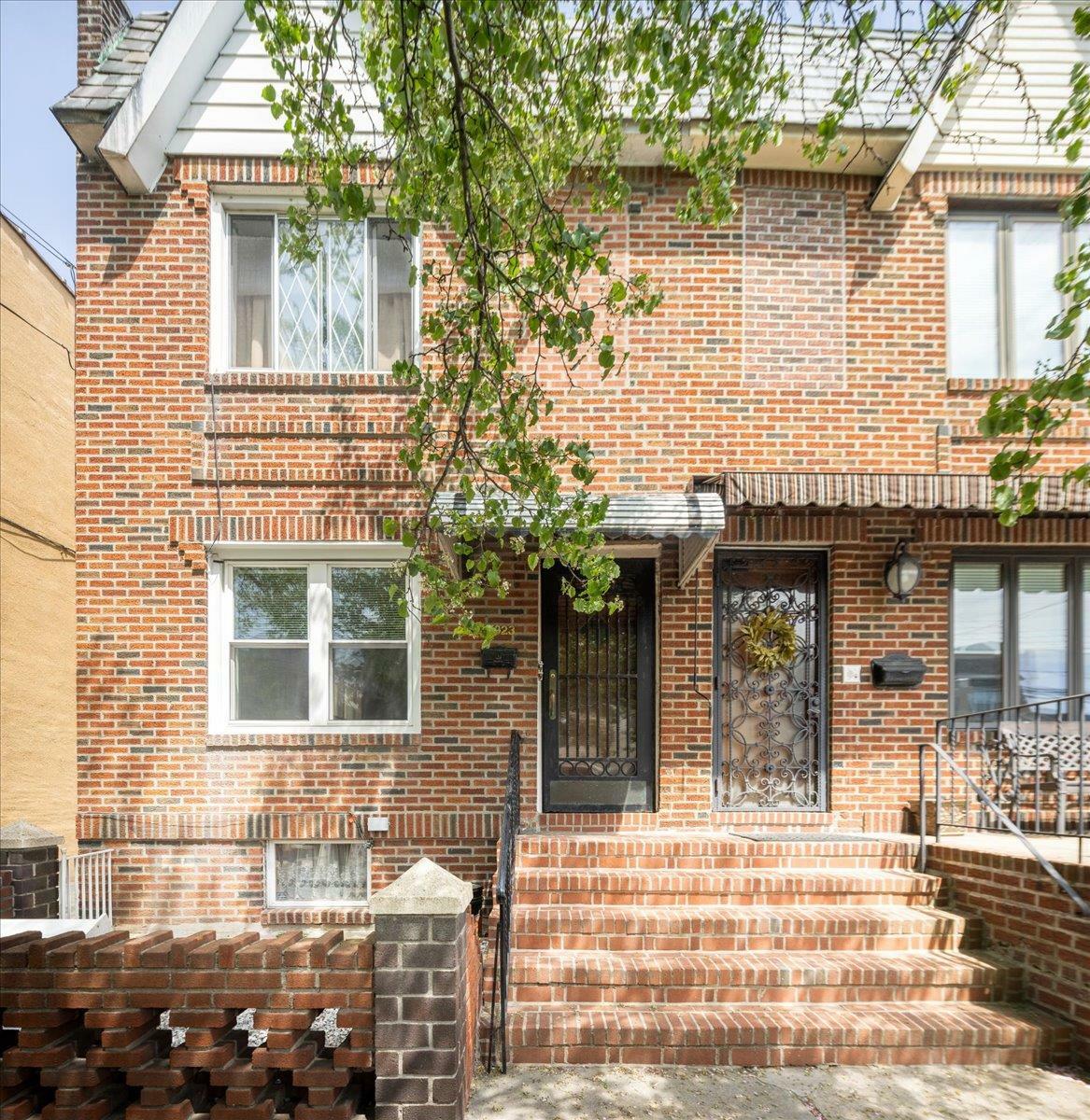 59-23 69th Lane  Maspeth NY 11378 photo