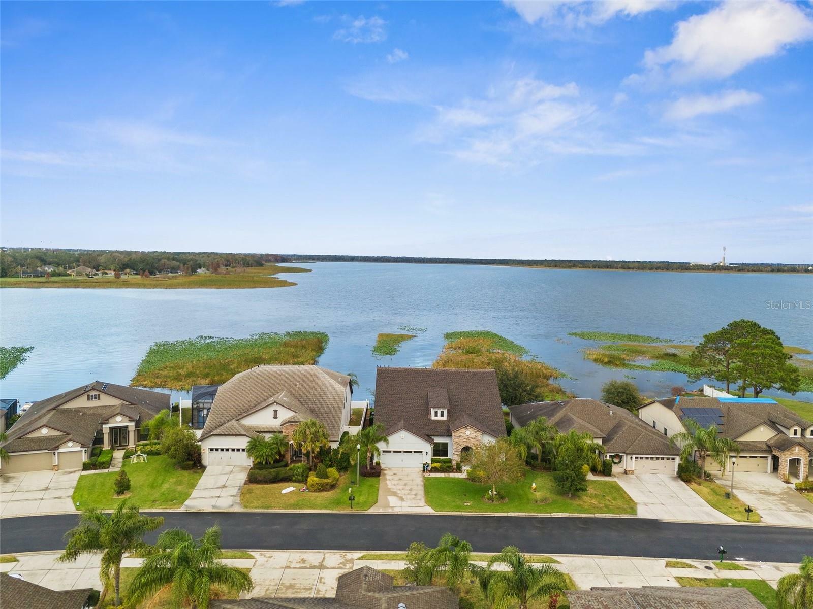 Property Photo: 1382 Heritage Landings Drive FL 33805