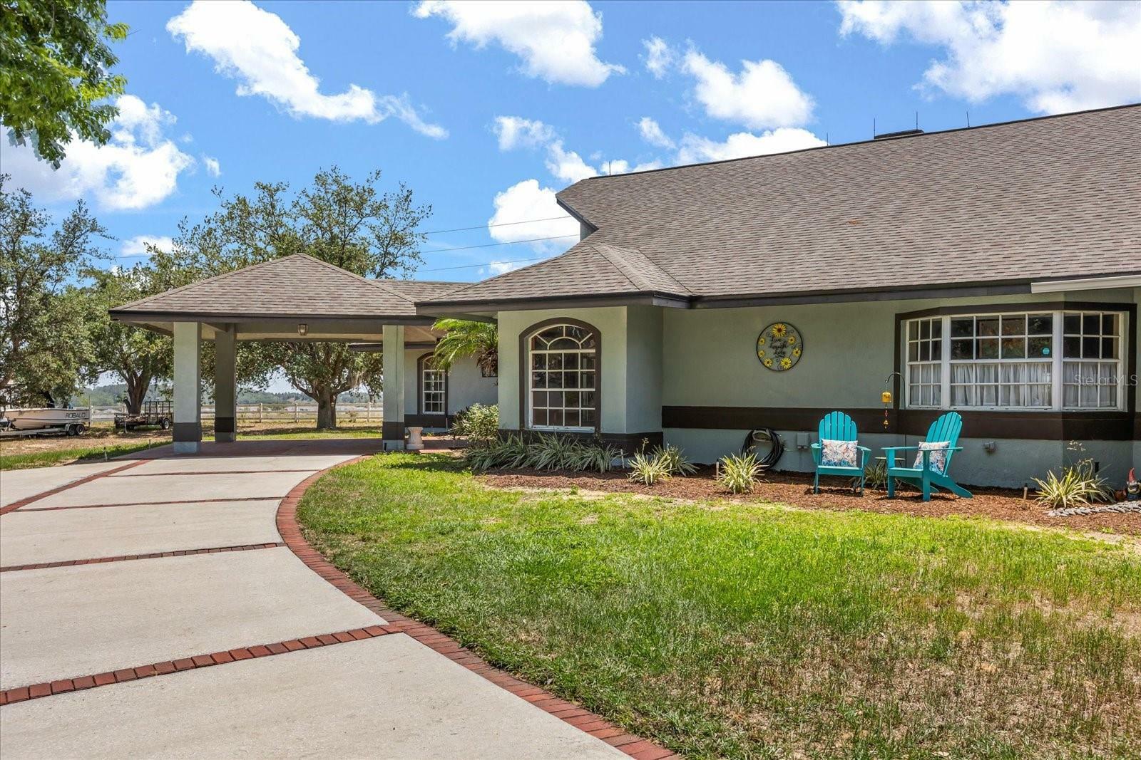 Property Photo: 16500 Quarter Horse Court FL 34756