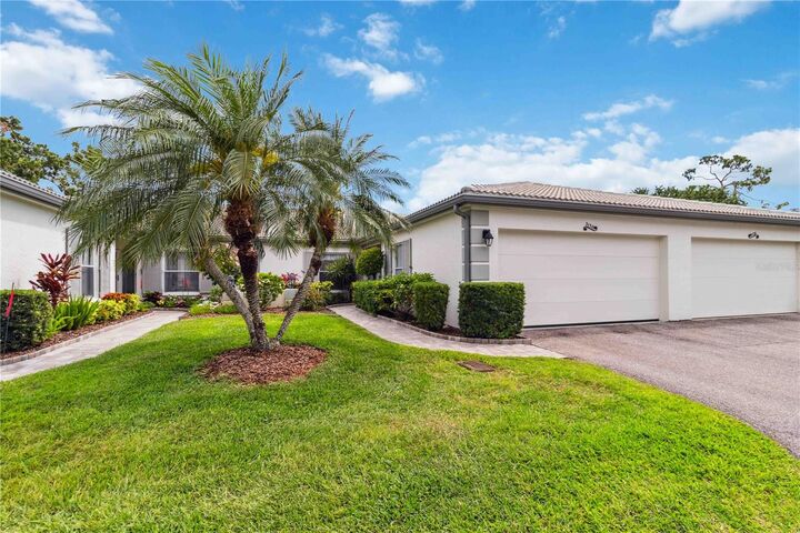 Property Photo: 3130 Ringwood Meadow 44 FL 34235