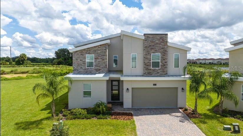 Property Photo: 901 Ocean Course Avenue FL 33896