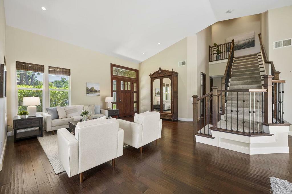 Property Photo: 328 Cole Way CA 92054