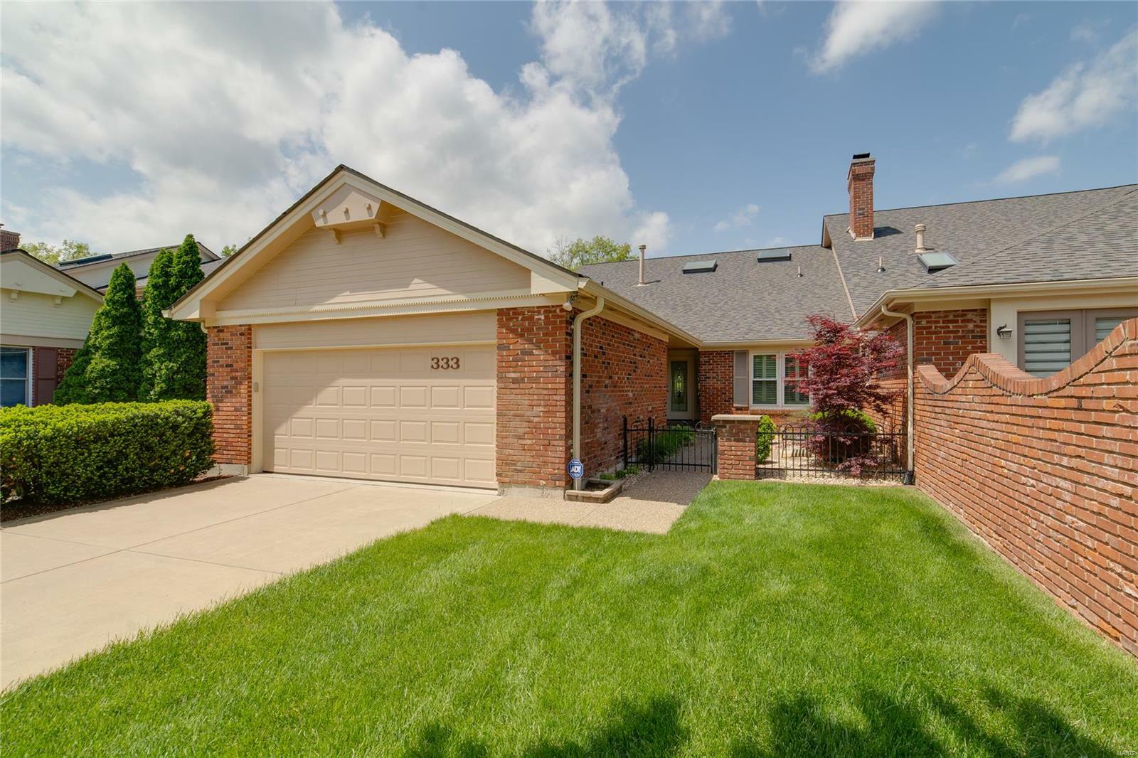 Property Photo: 333 Morristown Court MO 63017