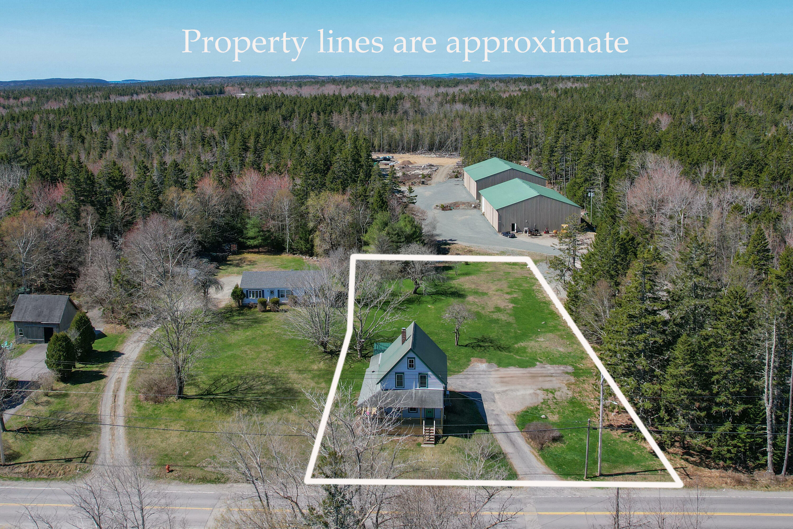 Property Photo: 252 Seawall Road ME 04679
