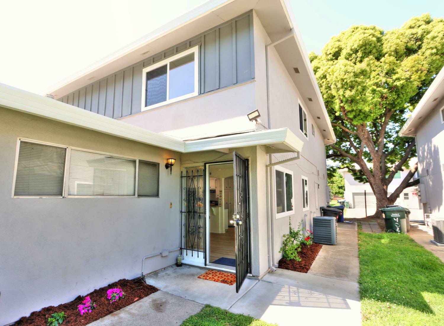Property Photo: 9017 Casals Street CA 95826