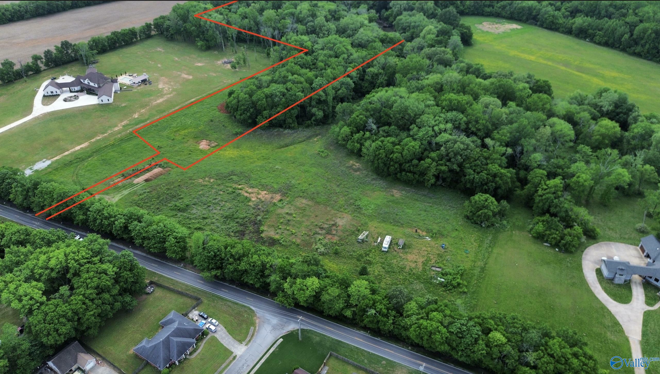 Property Photo: 14371 Dupree Worthey Road AL 35749