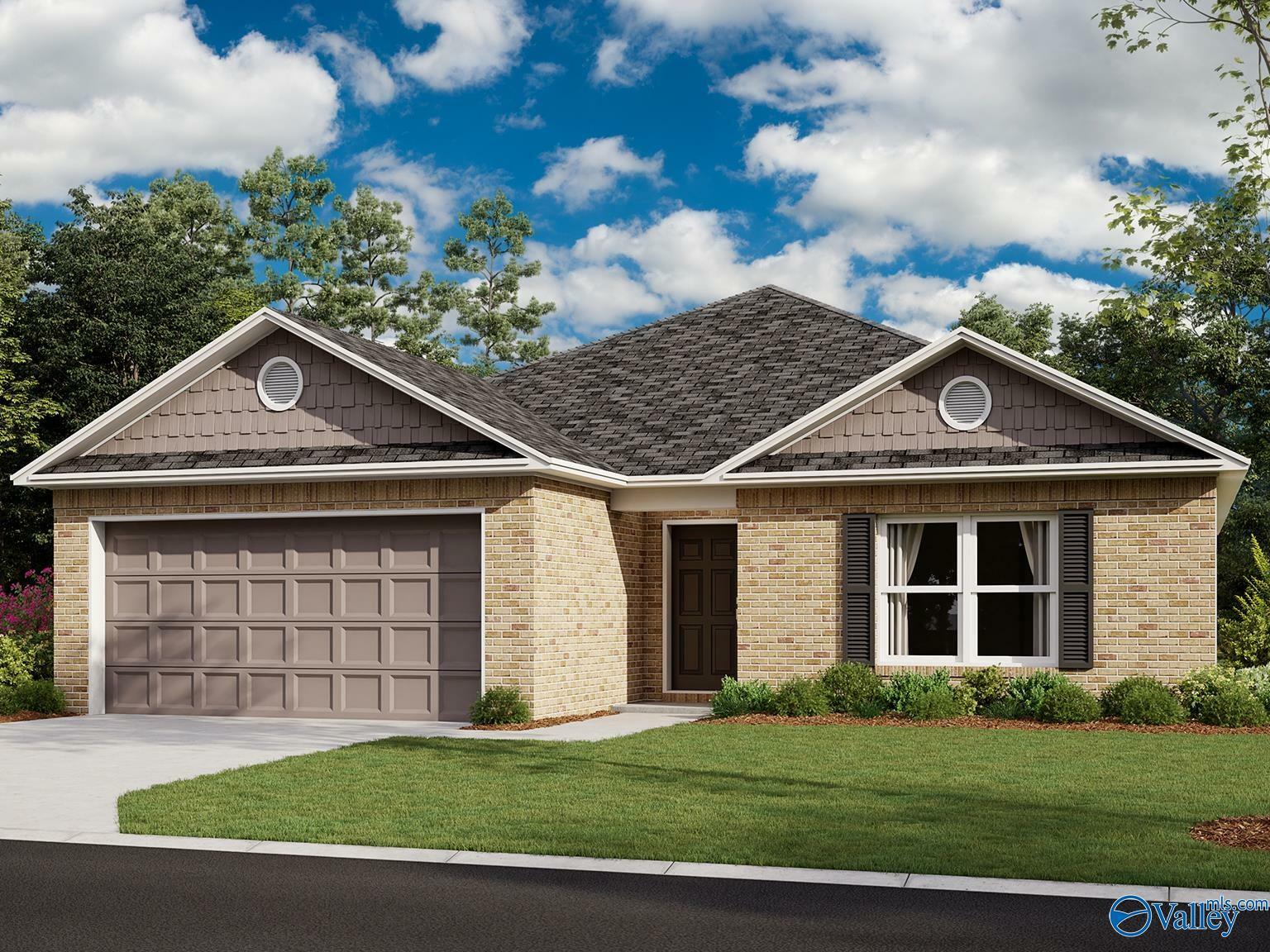 Property Photo: 212 Clear Creek Drive AL 35603