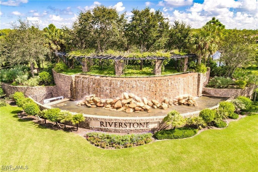 Property Photo: 3454 Pacific Drive FL 34119
