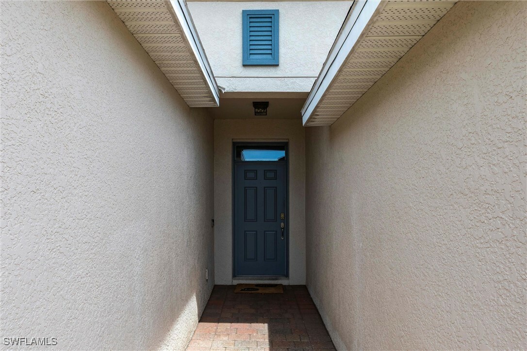 Property Photo: 3497 Acapulco Circle FL 33909