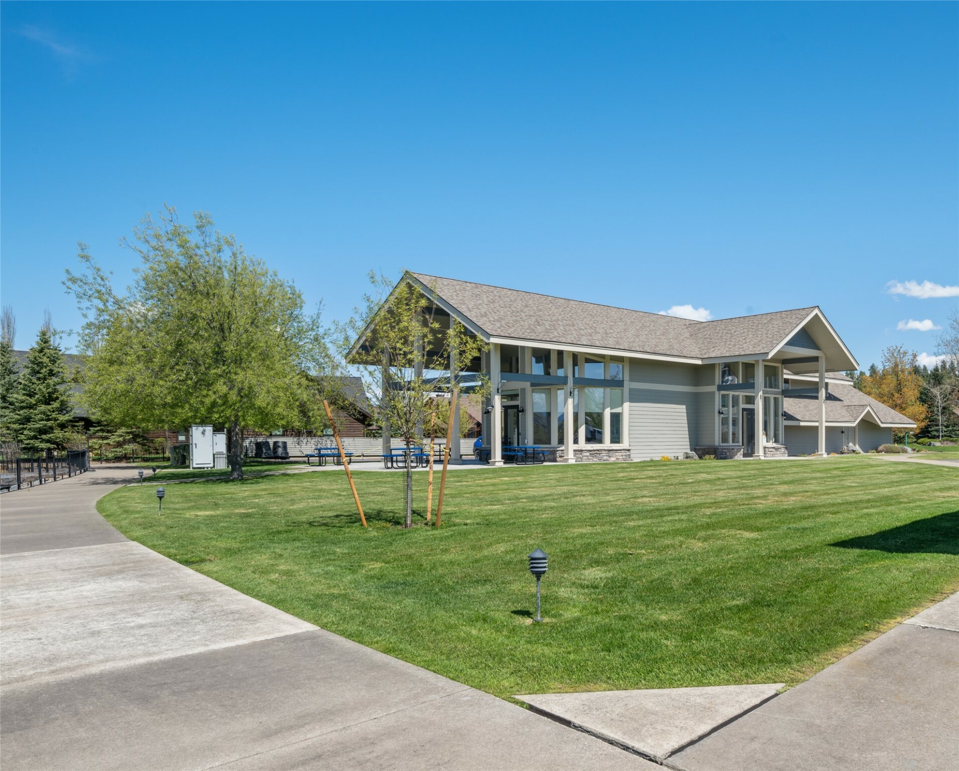 Property Photo: D-40 Eagle Bend Yacht Harbor 45' MT 59911