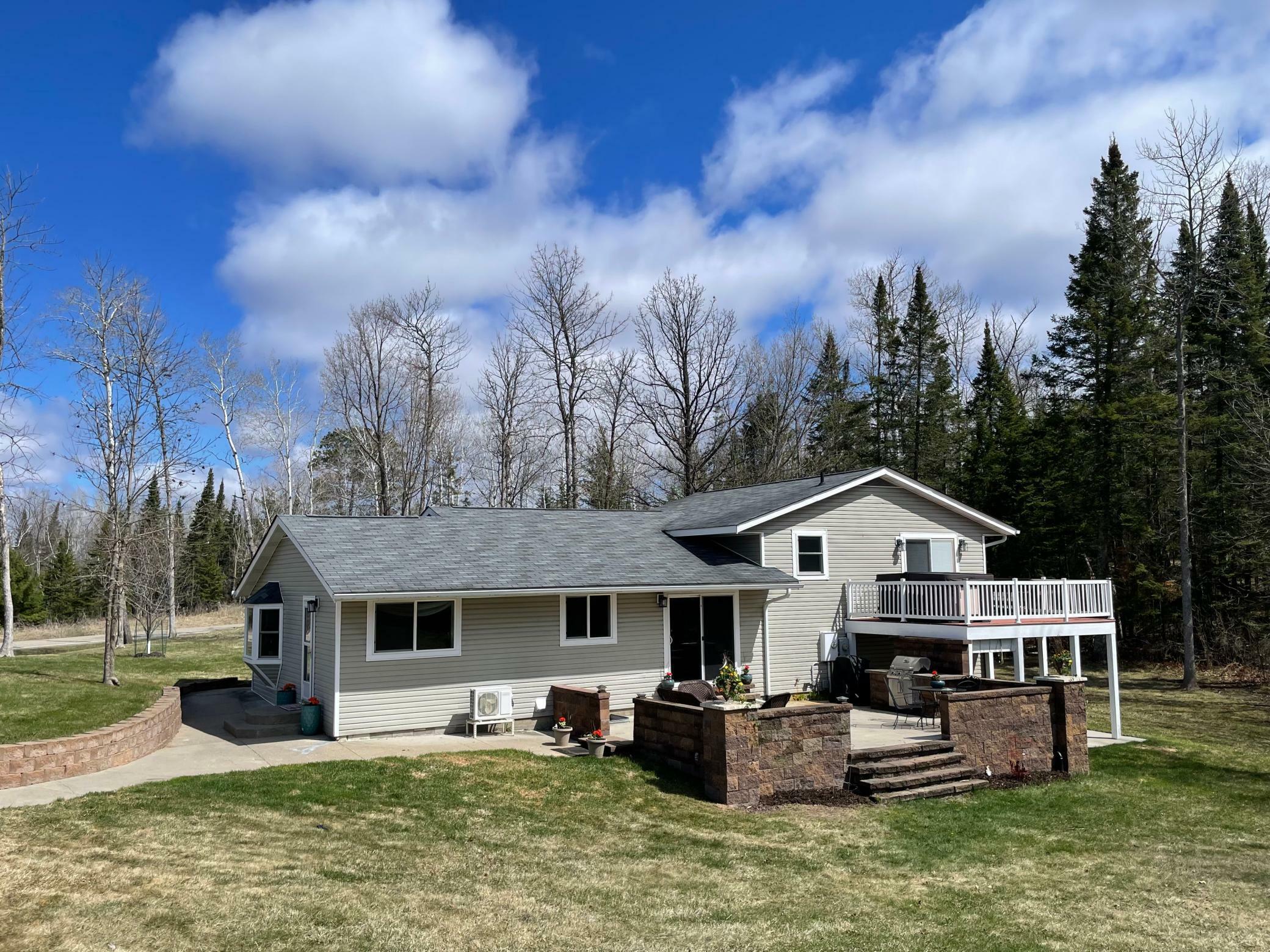1800 Island View Drive  Bemidji MN 56601 photo