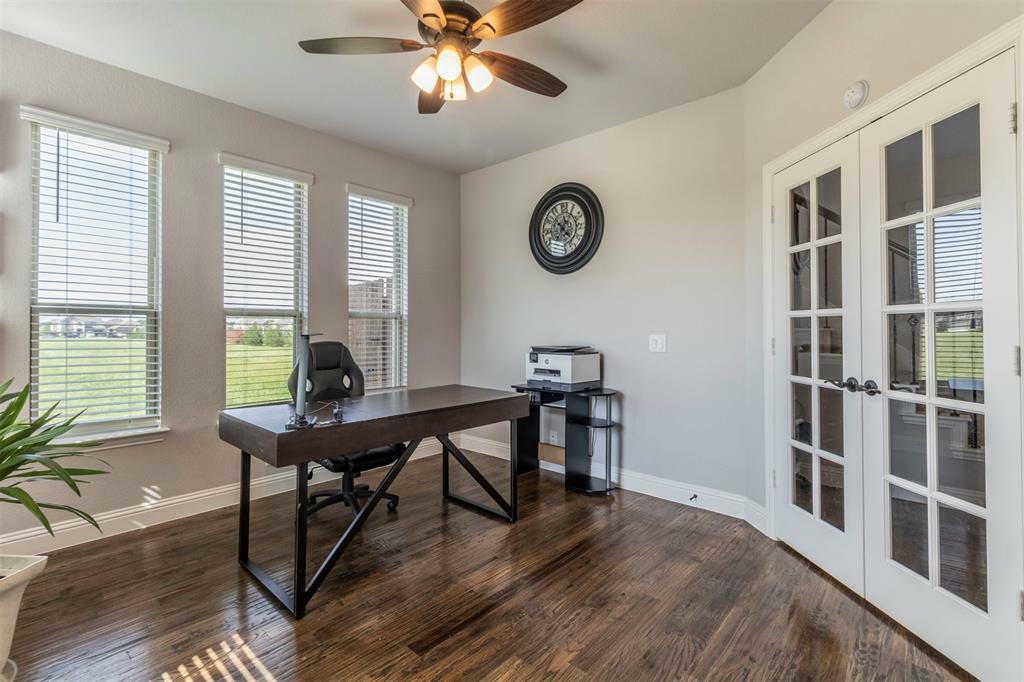 Property Photo: 10212 Fox Manor Trail TX 76131