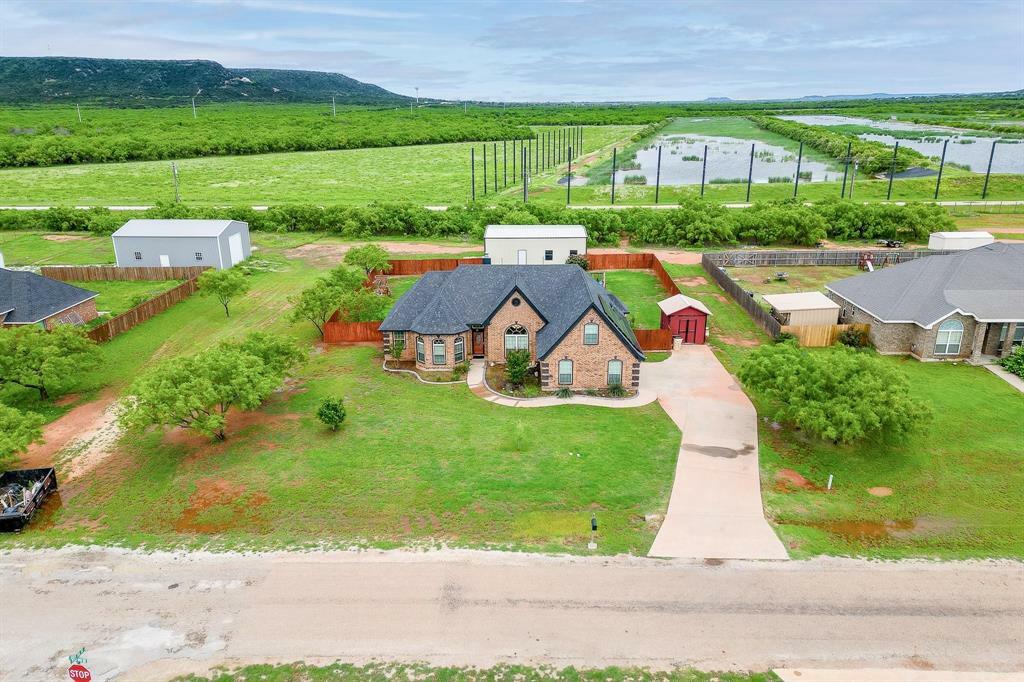 Property Photo: 141 Mesa Rim TX 79562