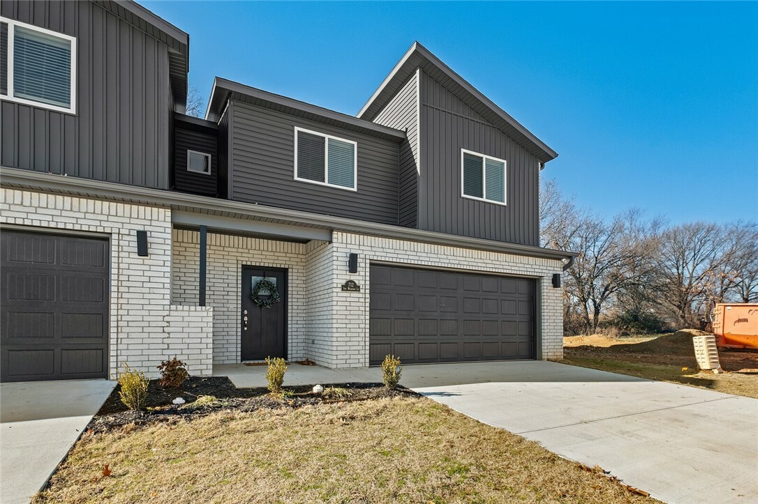 Property Photo: 700 Sun Meadows Loop AR 72719