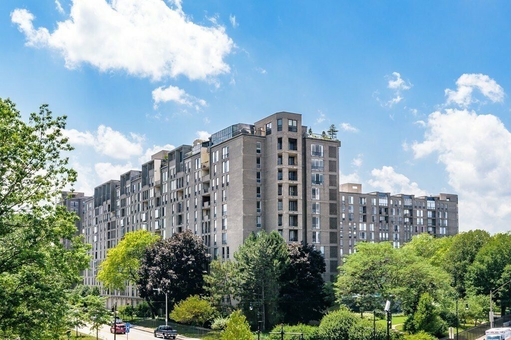 Property Photo: 44 Washington Street 517 MA 02445