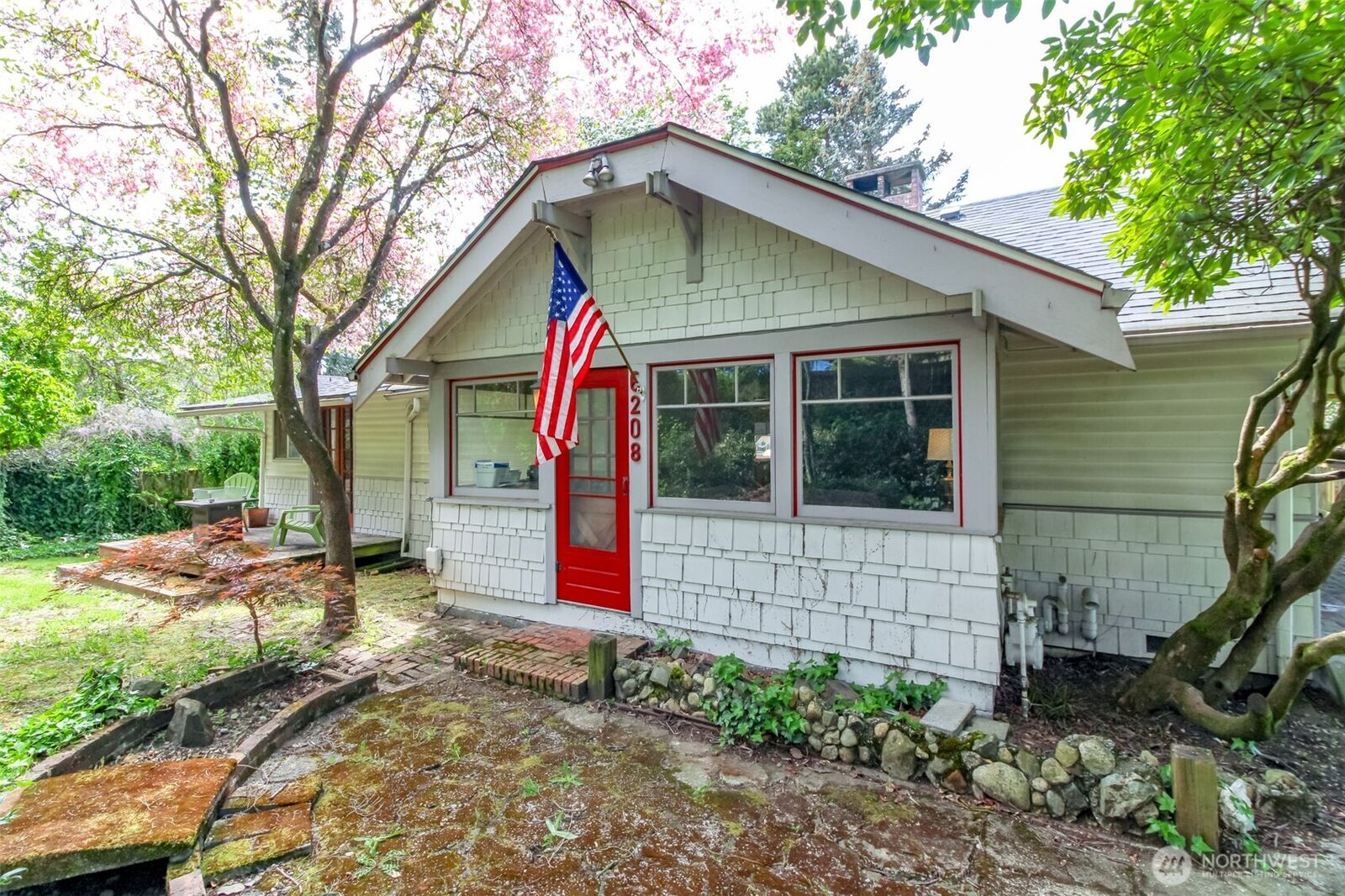 Property Photo:  6208 S Verde St  WA 98409 