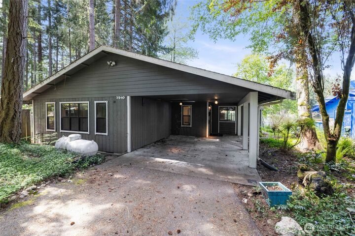 Property Photo: 7840 Warbler Court SE WA 98513
