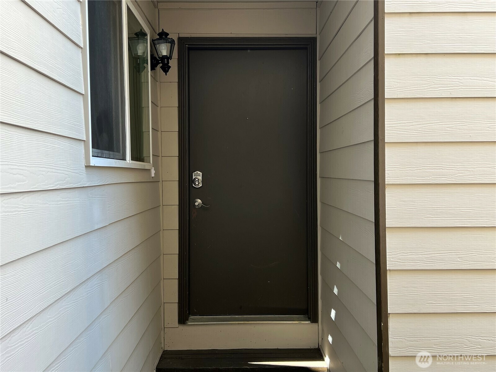 Property Photo: 569 Sunset Avenue NE 2 WA 98569