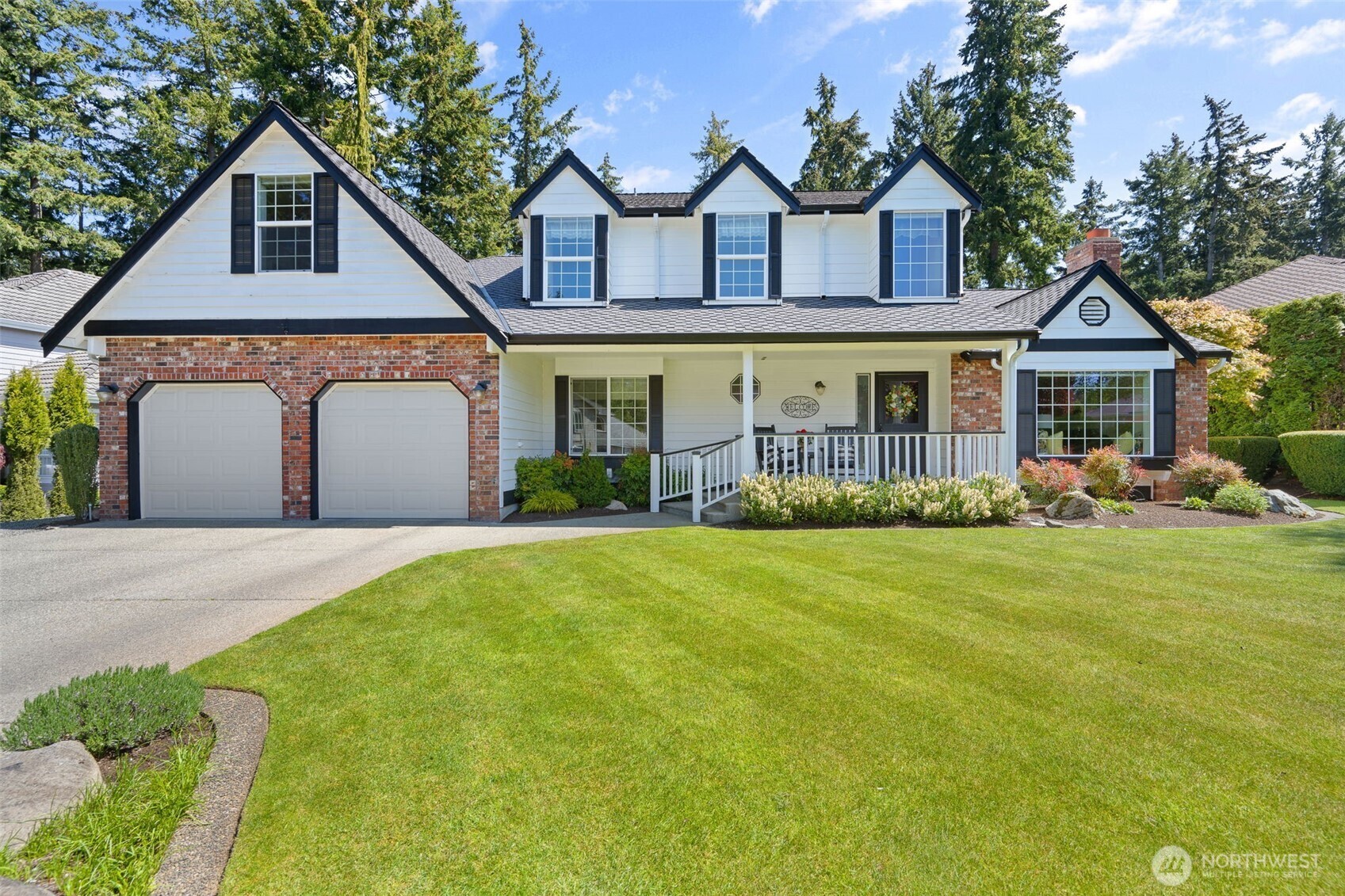 Property Photo: 6911 65th Avenue W WA 98499
