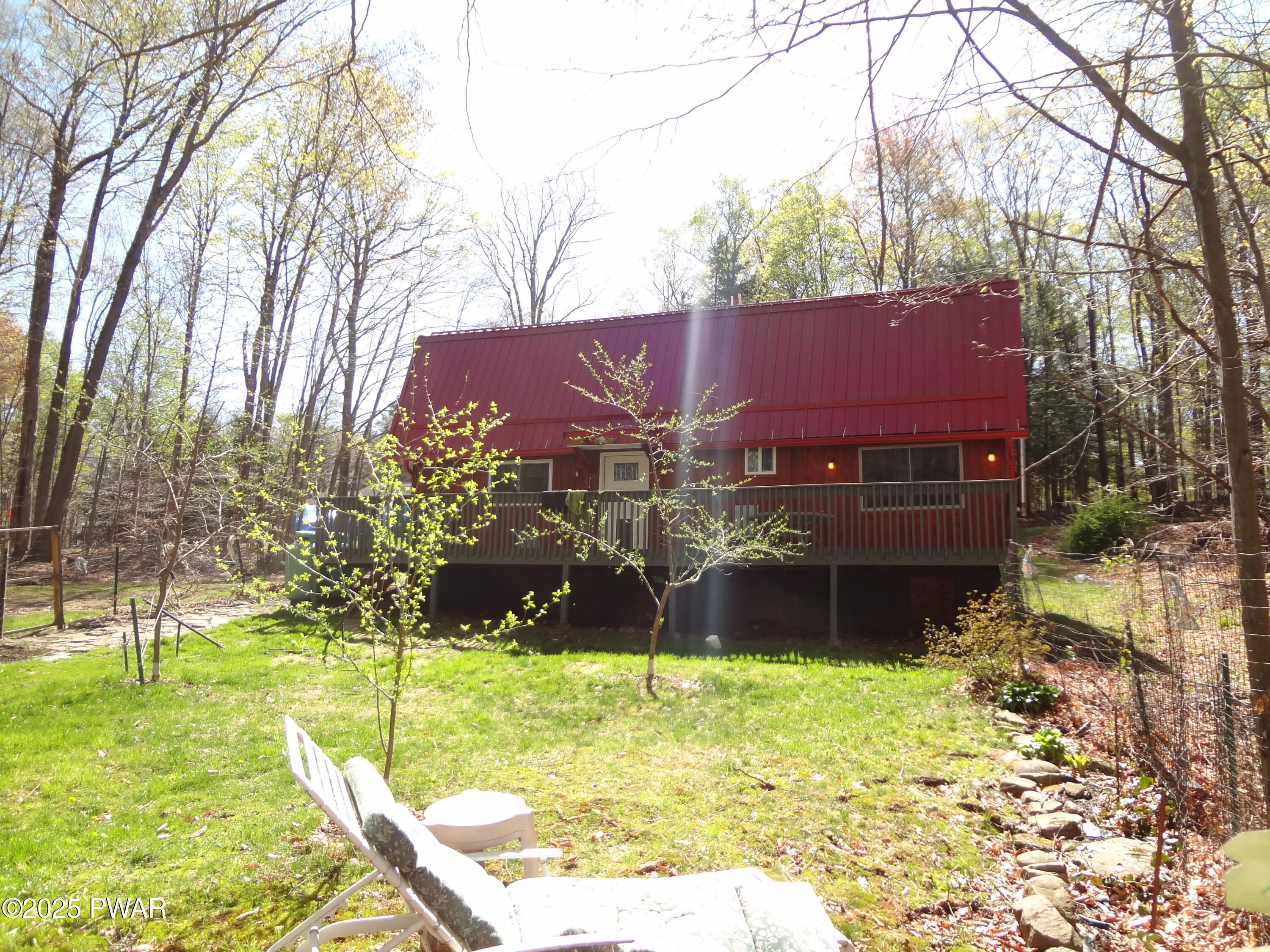 Property Photo: 113 Fawnwood Drive PA 18426