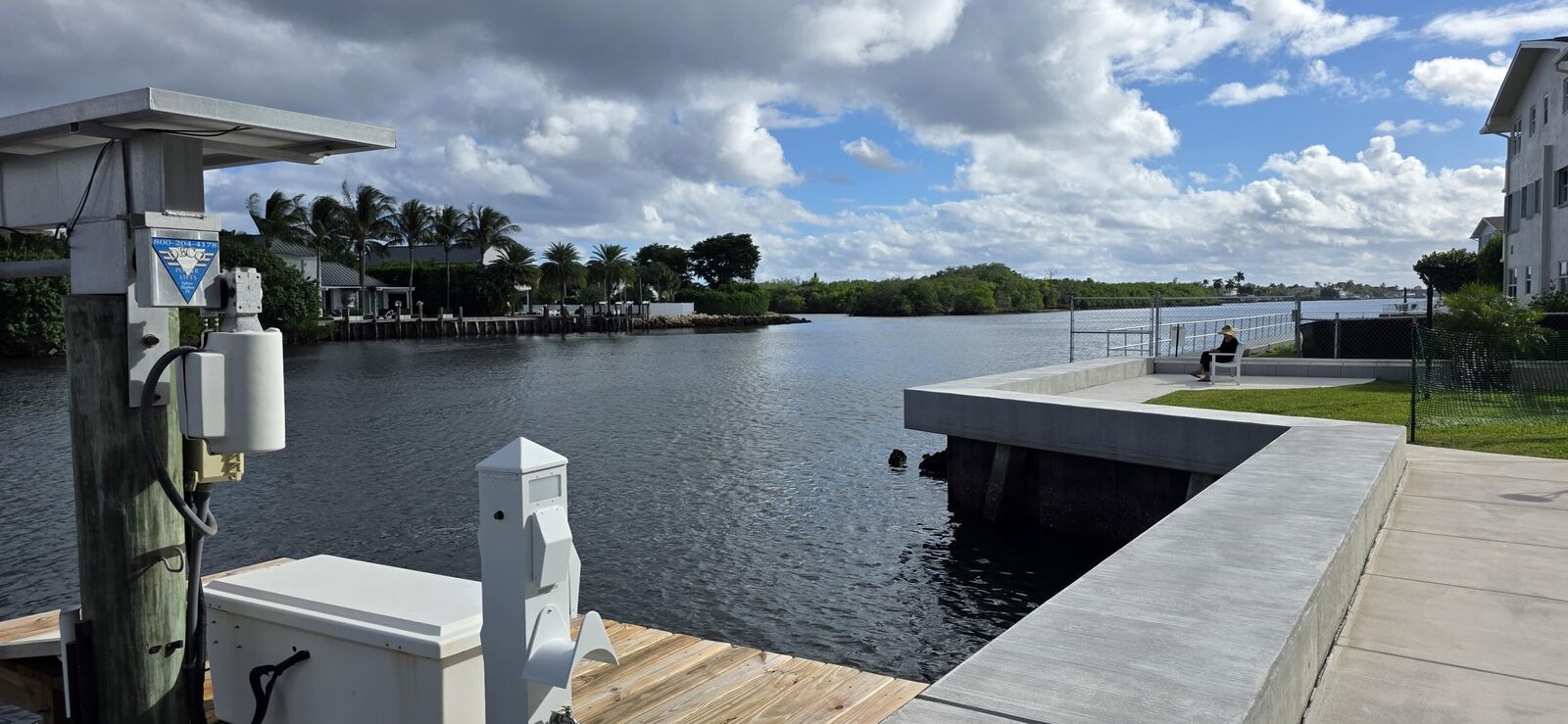 Property Photo: 740 E Ocean Avenue 109 FL 33435