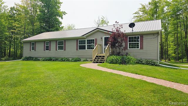 5303 Dove Road  Kimball Twp MI 48074 photo