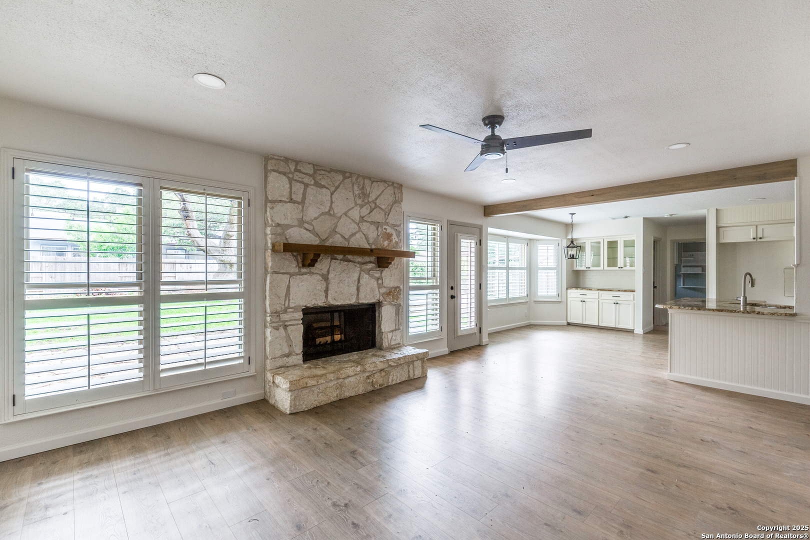 Property Photo: 2211 Oak Ranch TX 78259