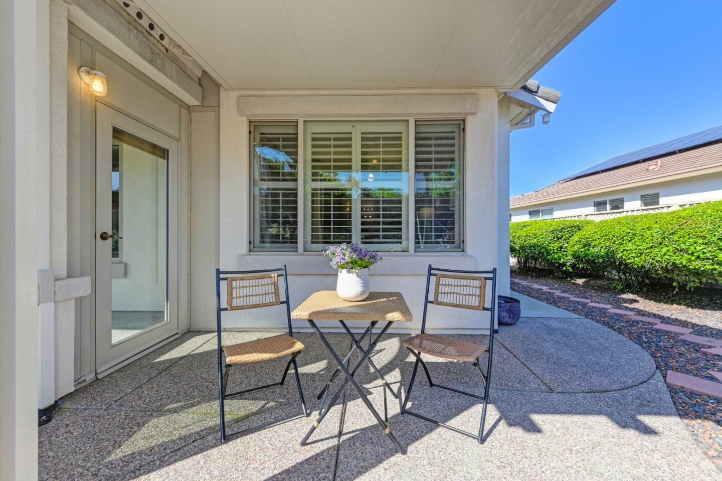 Property Photo: 2054 Stonecrest Lane CA 95648