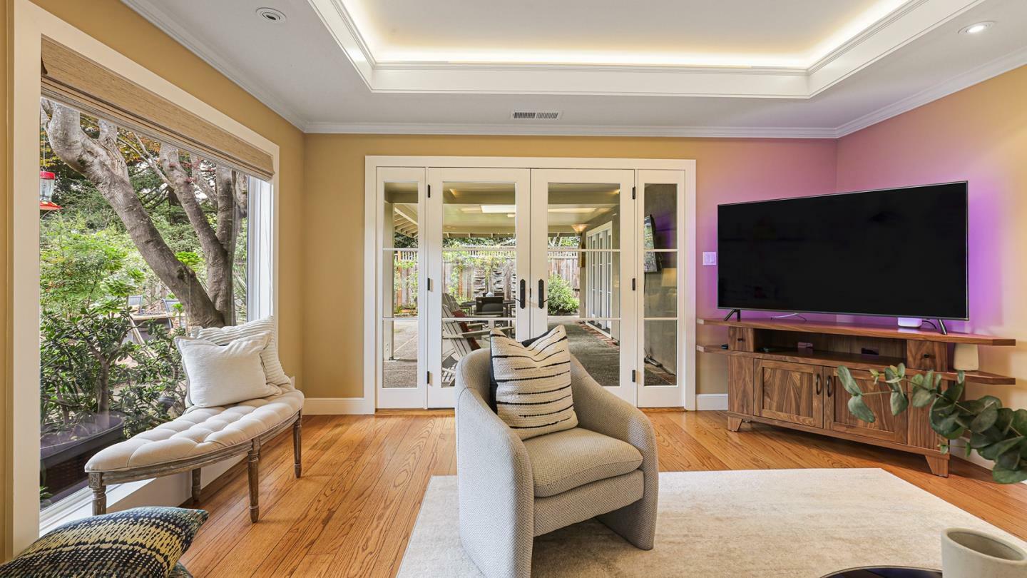Property Photo: 161 East Floresta Way CA 94028