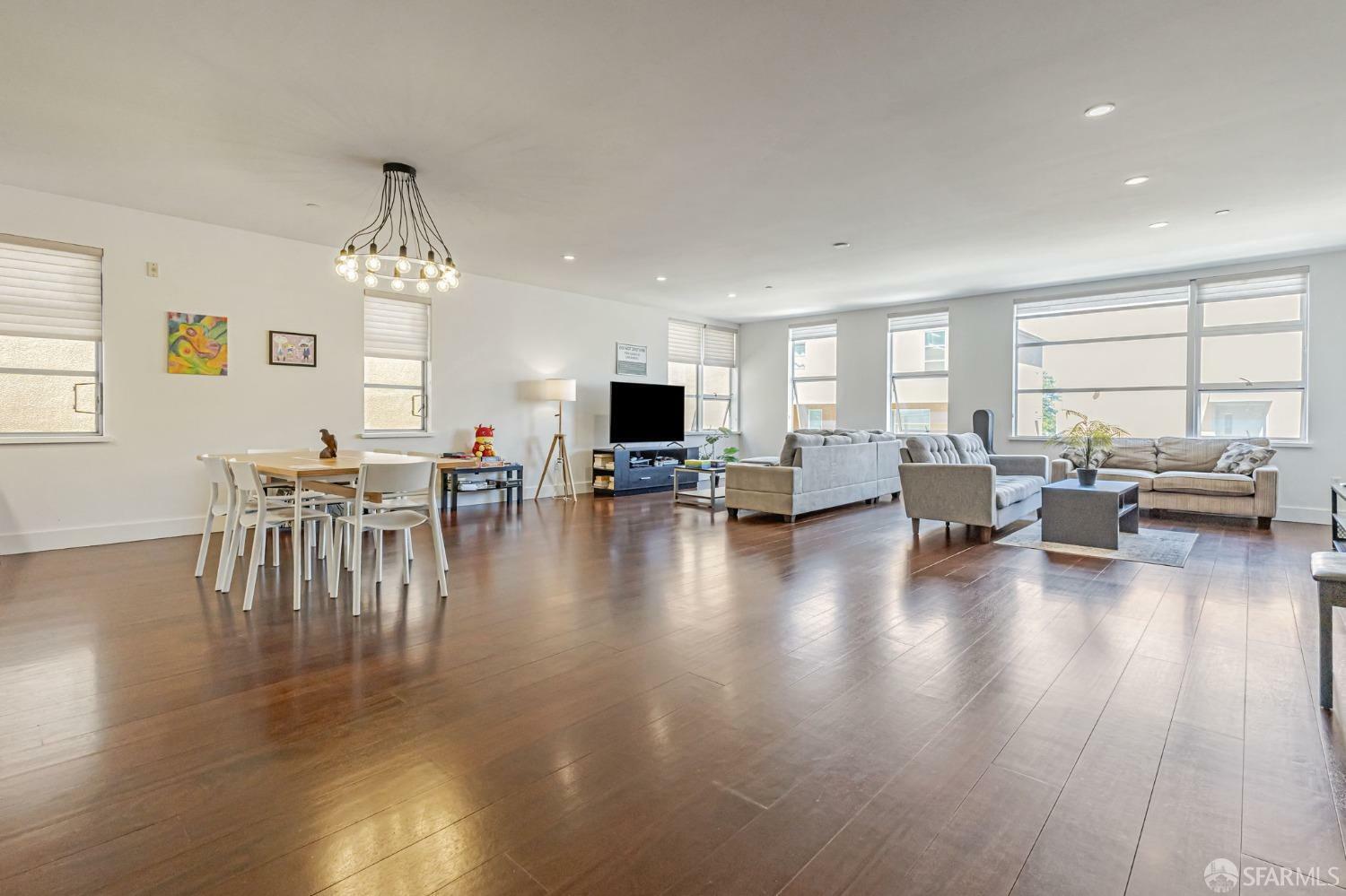 Property Photo: 25 Sierra Street W301 CA 94107