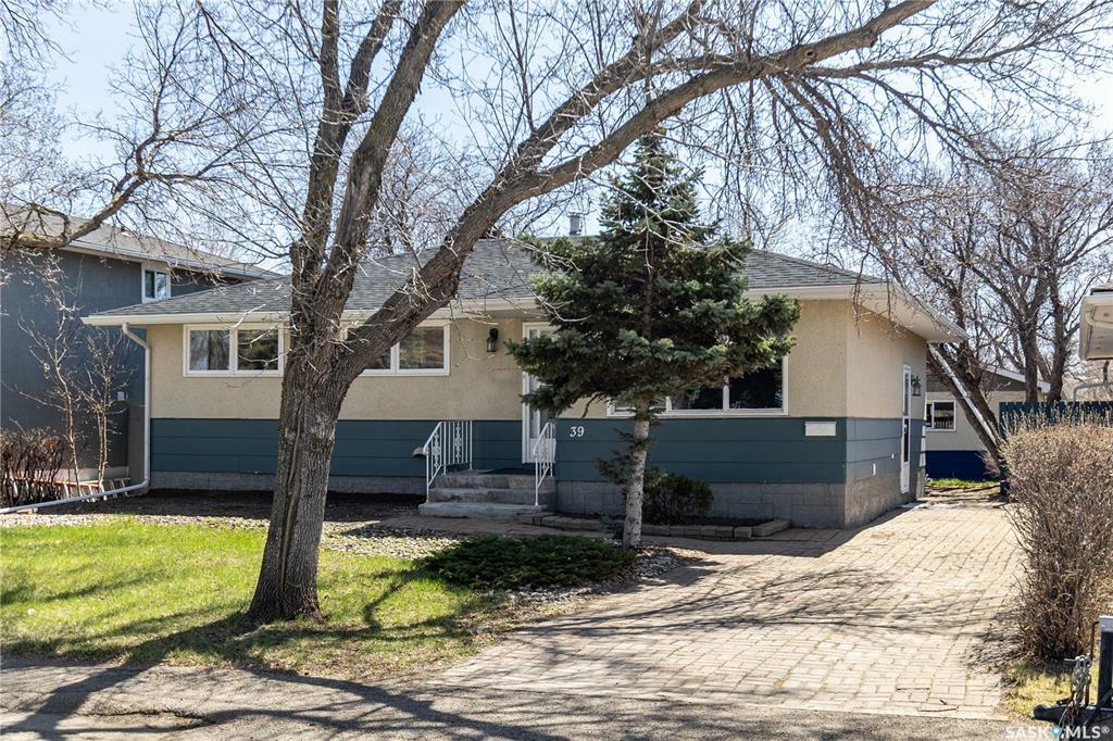Property Photo: 39 Fuhrmann Crescent SK S4R 5S4