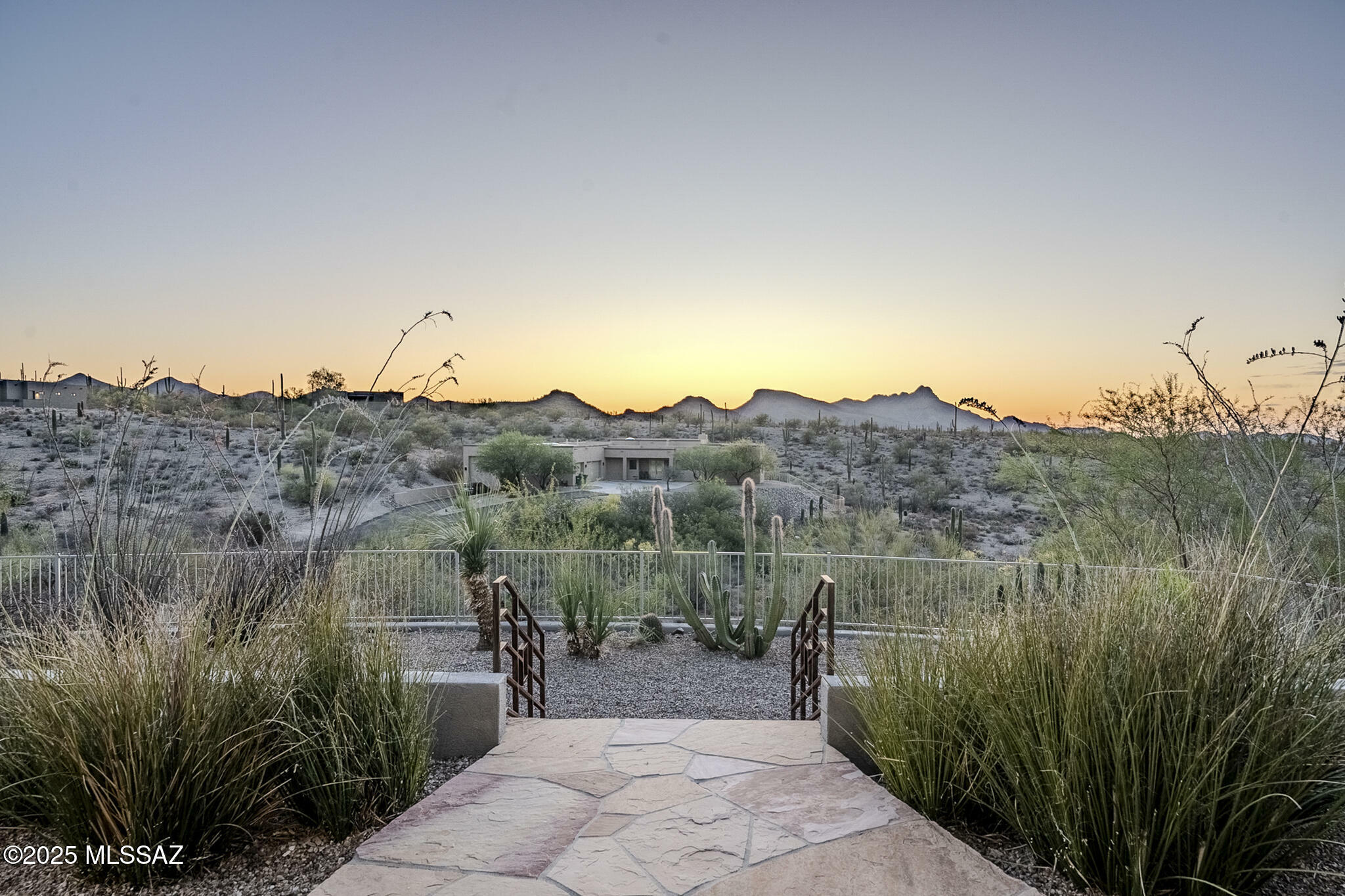 5875 N Abington Road  Tucson AZ 85743 photo
