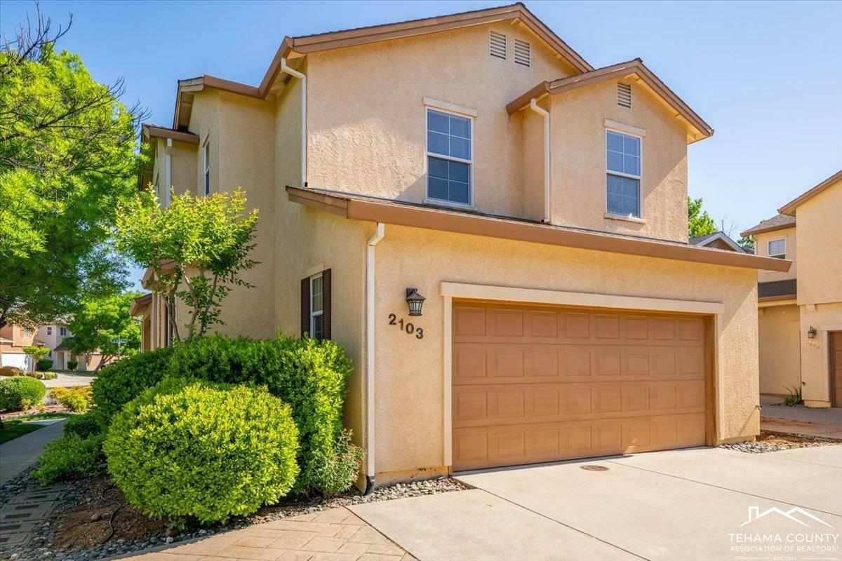 2103 Tuscany Way  Redding CA 96003-9320 photo