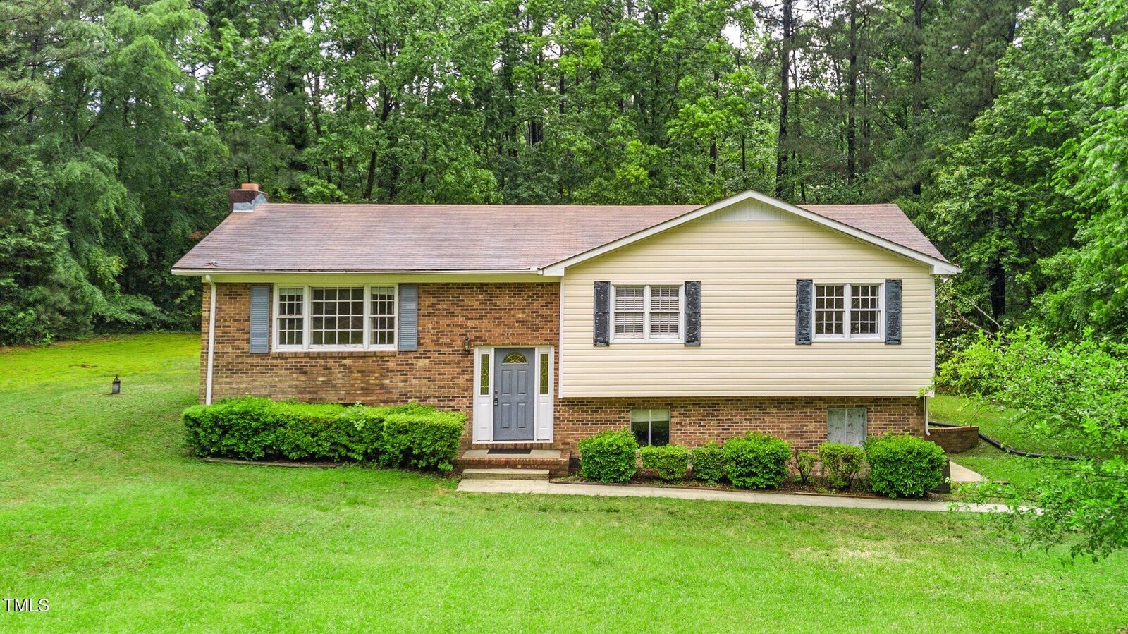 Property Photo:  4006 Daniel Road  NC 27703 