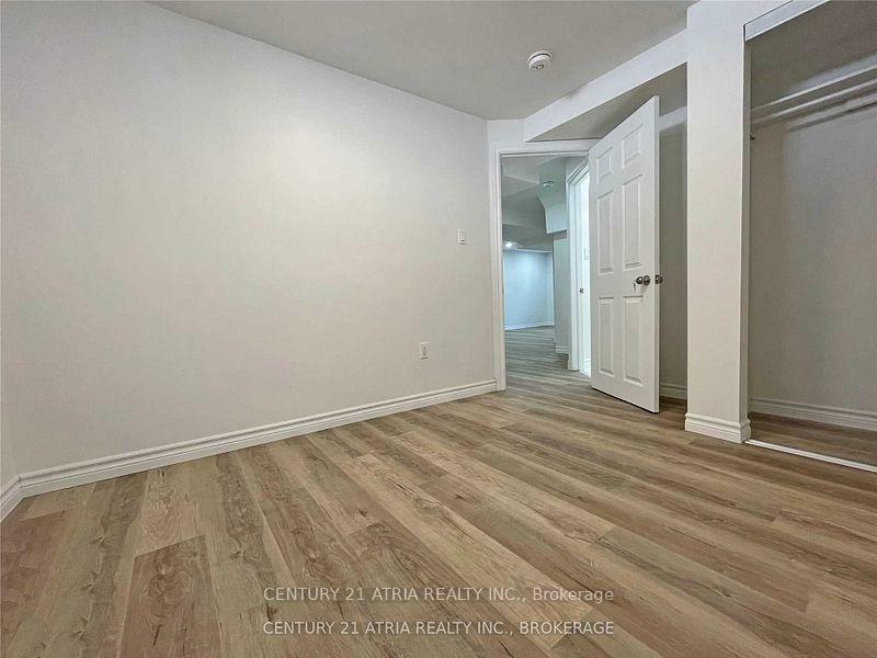 Photo de la propriété: 1548 Saugeen Drive Bsmt A ON L1V 5P8