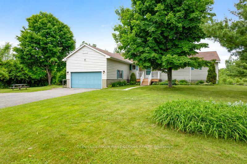 Photo de la propriété: 640 McConnell Road ON K0G 1N0