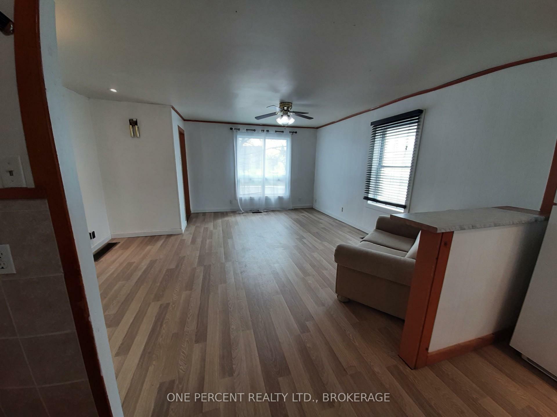 Property Photo: 84 Carleton Street ON K7K 4G1