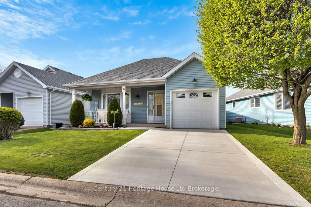 Property Photo: 16 Sinclair Drive ON N4G 5L7