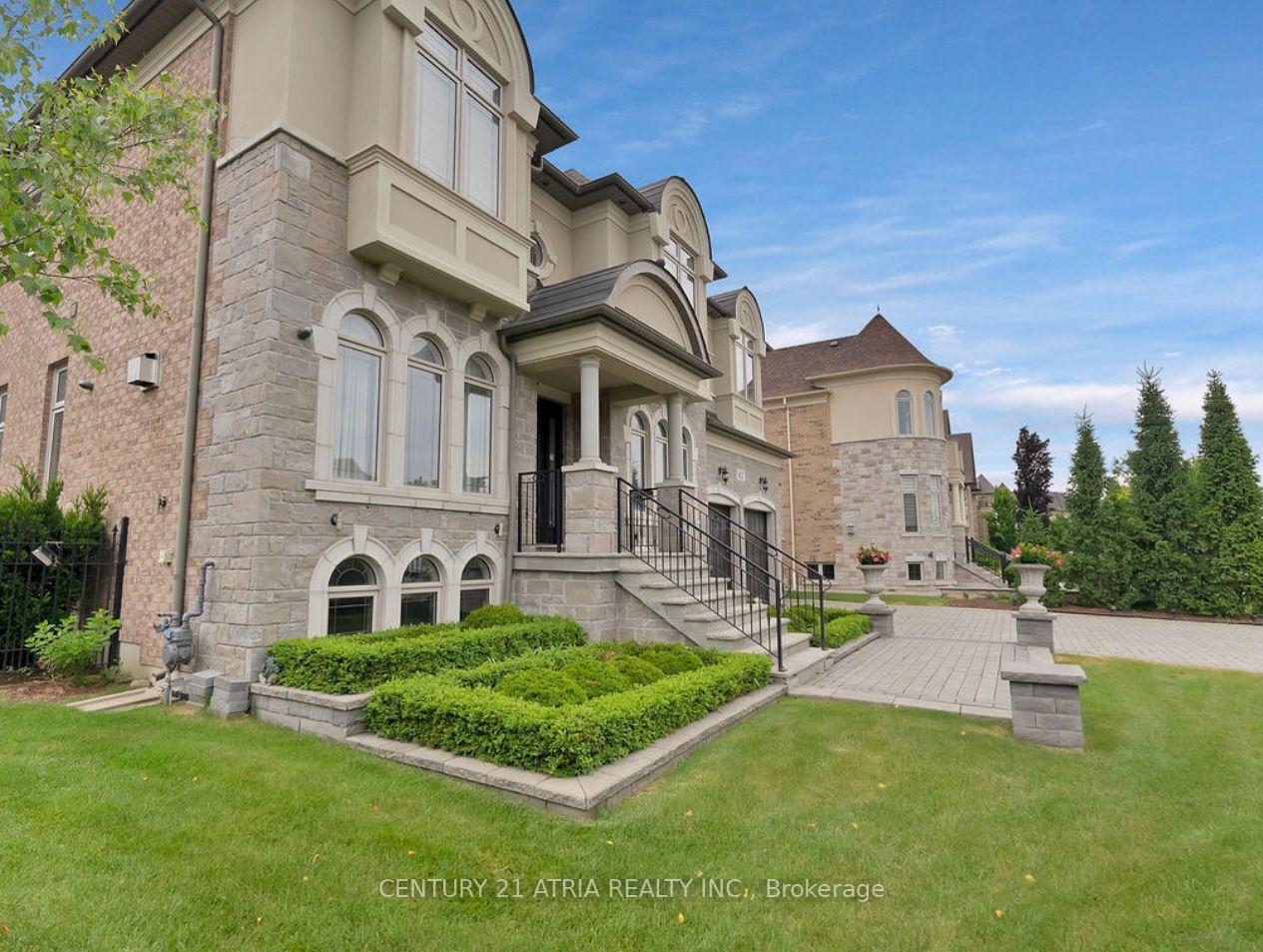 Property Photo:  67 Langdon Drive  ON L7B 0M1 