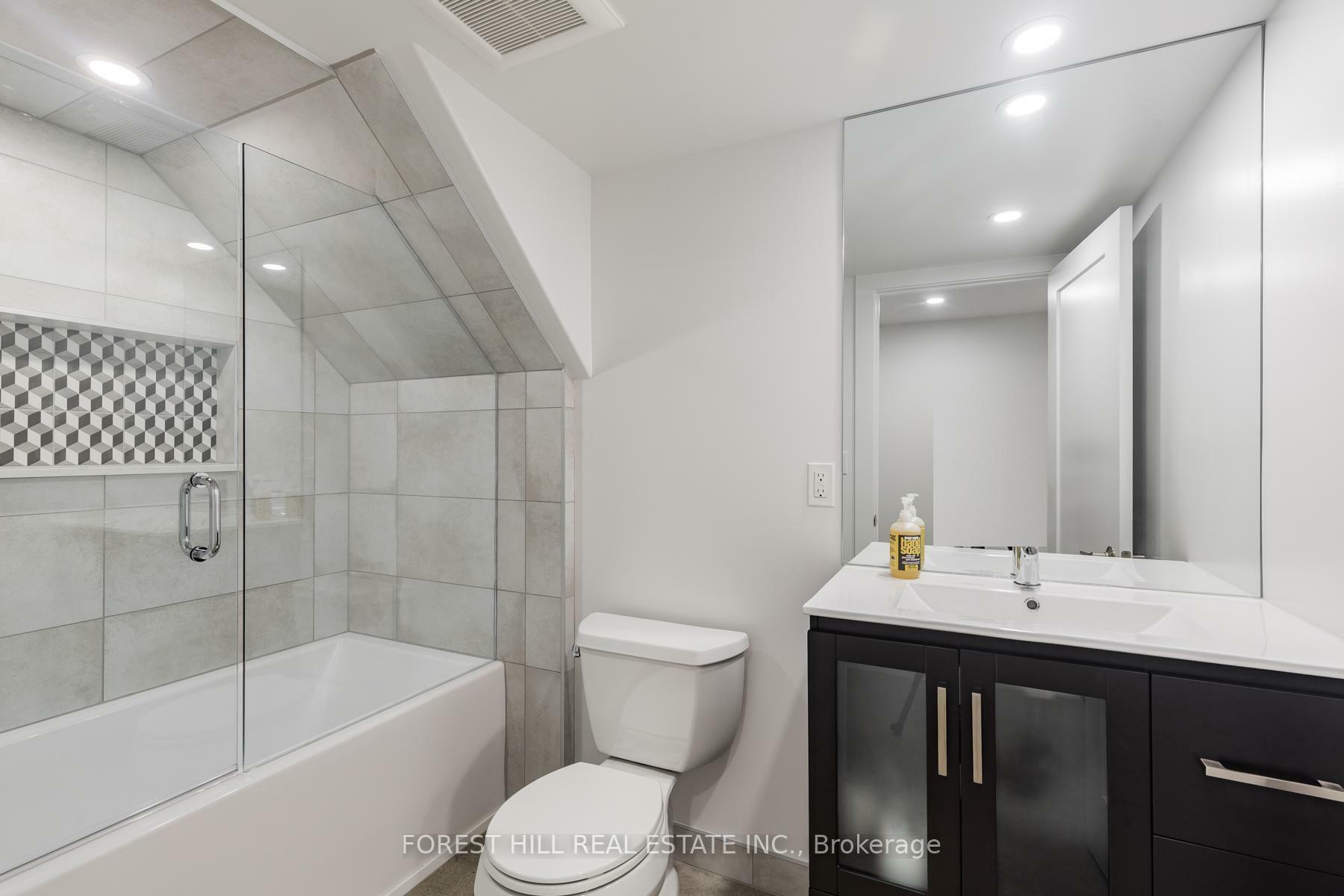 Property Photo: 13 Barton Avenue Lower ON M5R 1G7