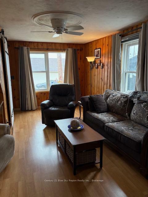 Photo de la propriété: 4 Spring Garden Avenue ON P0H 2H0
