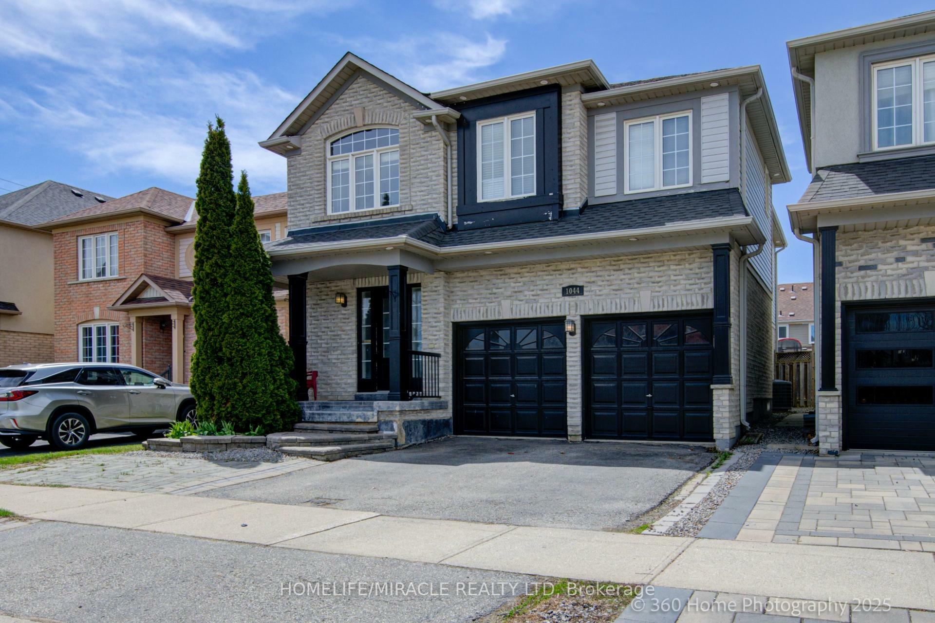 Property Photo: 1044 Zimmerman Crescent ON L9T 5S6
