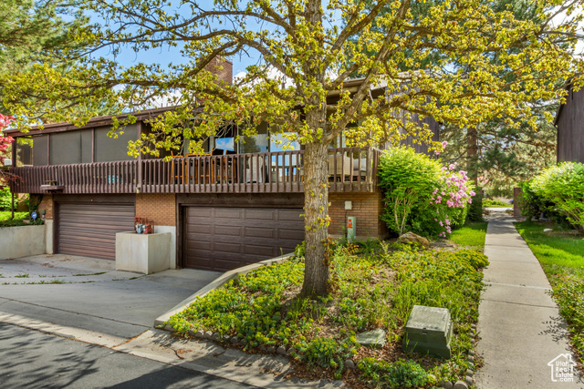 Property Photo: 2743 N Edgewood Dr UT 84604