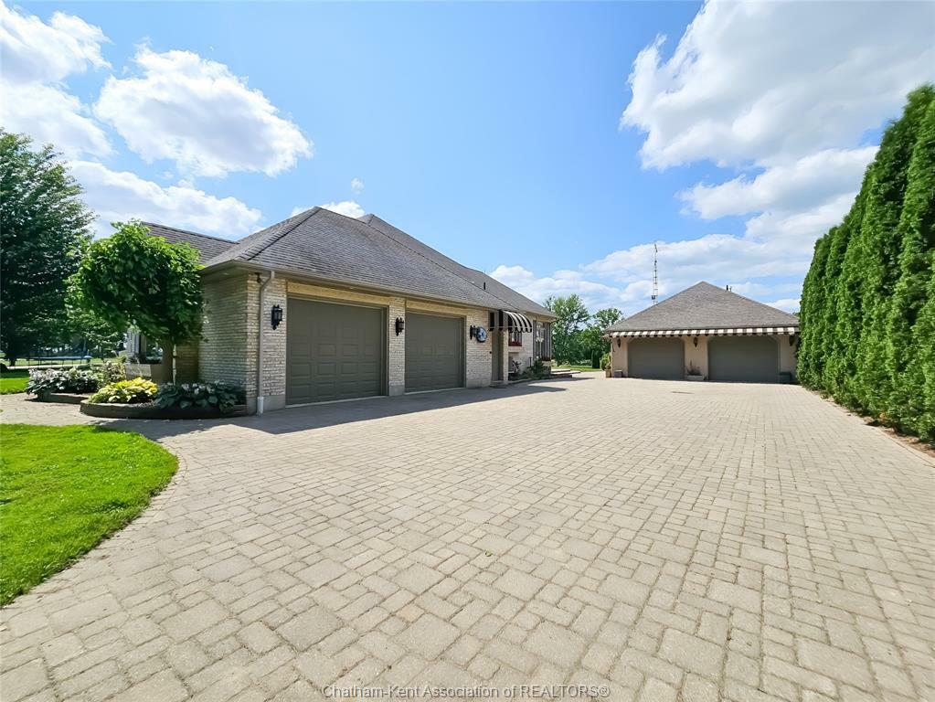 Photo de la propriété: 7635 Riverview Line ON N7M 5J5