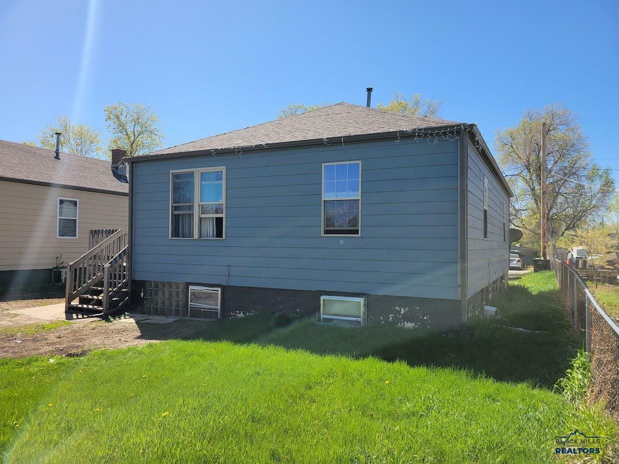 Property Photo: 217 E Monroe St SD 57701