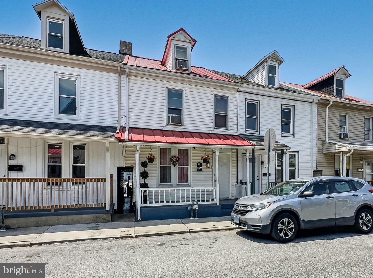 Property Photo: 366 S Norway Street PA 17403