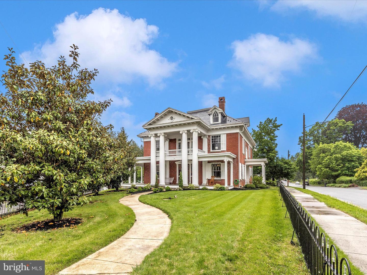 Property Photo: 11 Linden Avenue PA 17236