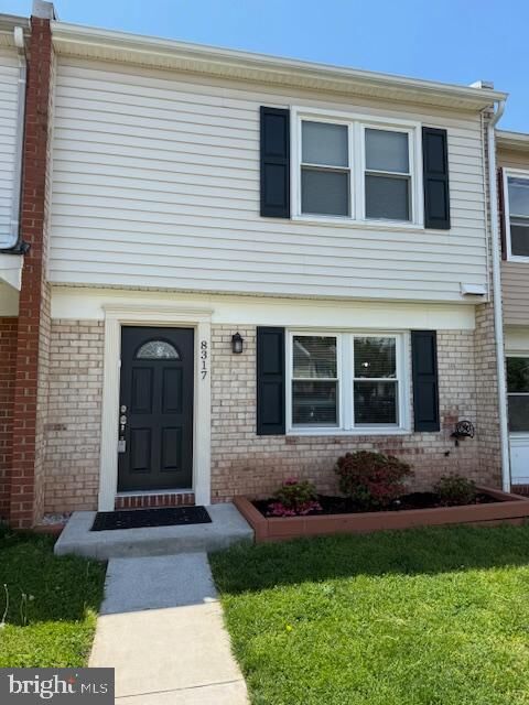 Property Photo: 8317 Sunnyside Court VA 20111